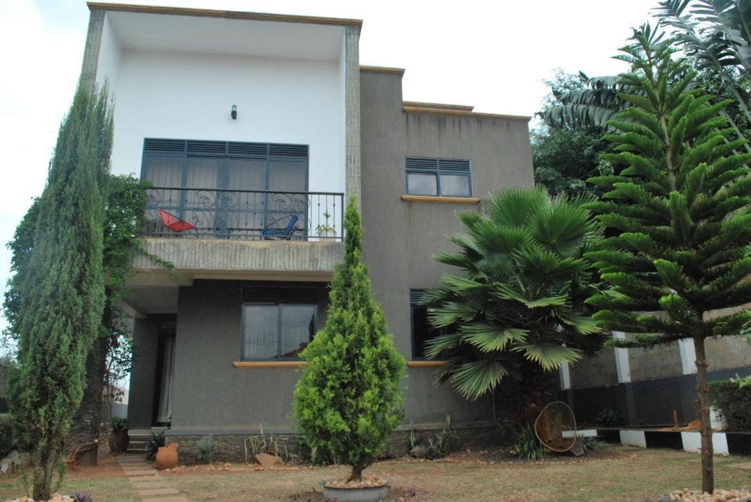 Jacuzzi City Home Kampala Exteriér fotografie